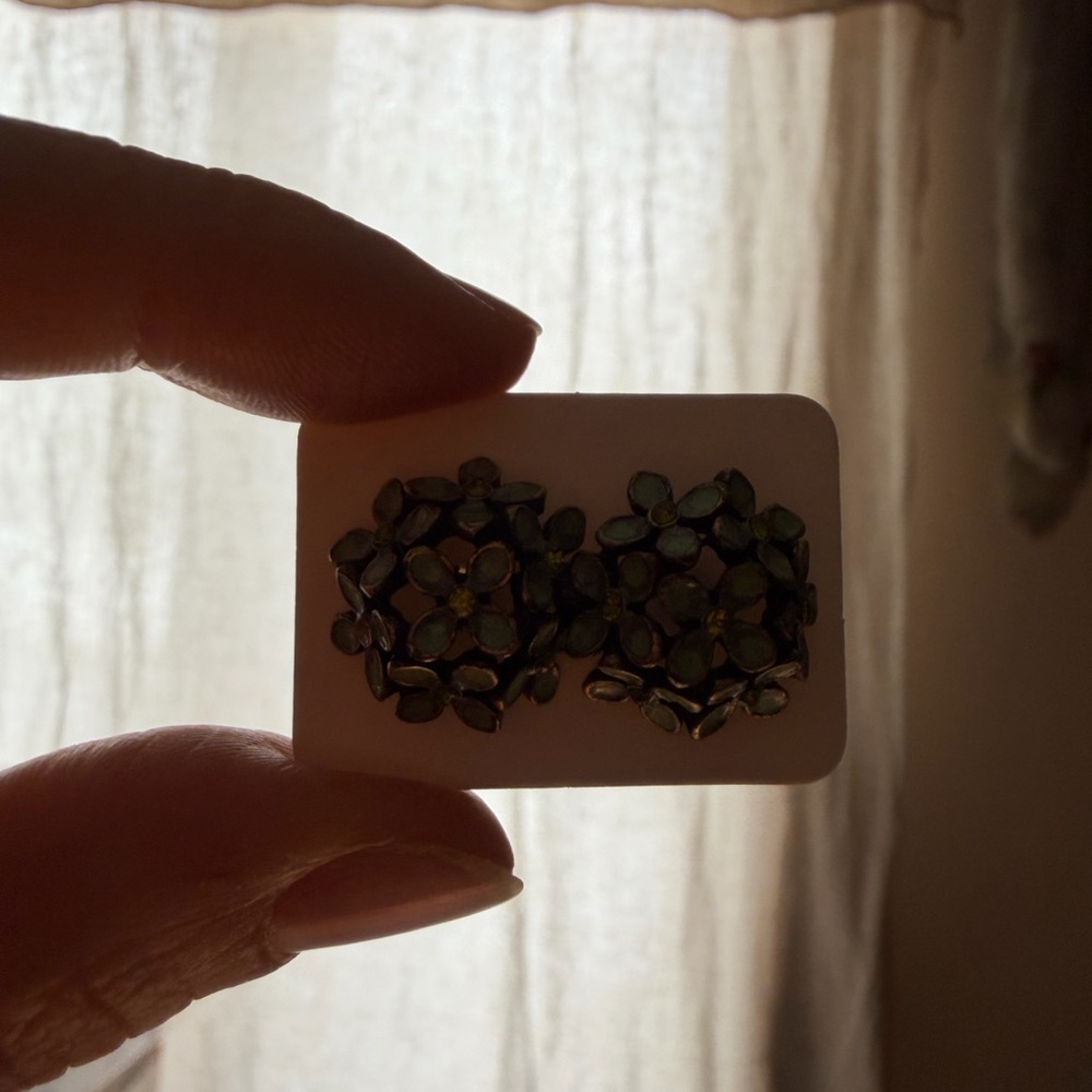 Olive Green Enamel Flower Cluster Stud Earrings - Picture 8 of 9